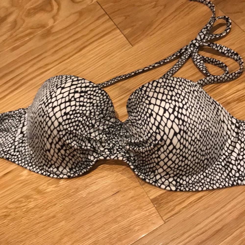Victoria’s Secret swim top